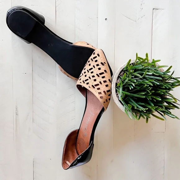 Jeffrey Campbell Ibiza Last D’orsay Boho Cutout Leather Flats Size 9 - Picture 3 of 14